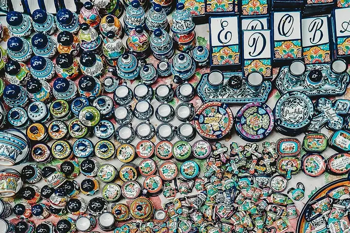 Cerámica de talavera poblana artesanal
